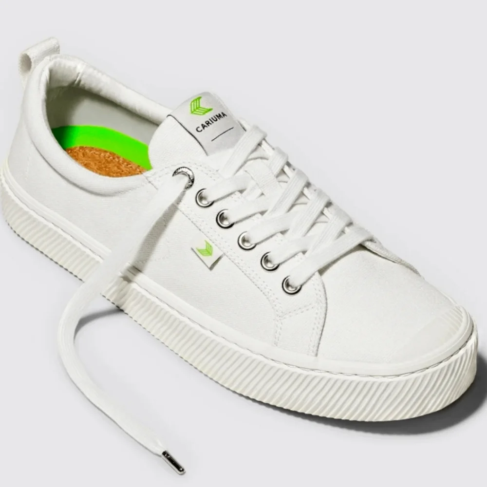Cariuma OCA Off-White Low Canvas Sneakers Unisex NIB Unisex Woman 8 Men 6.5 - Picture 3 of 11